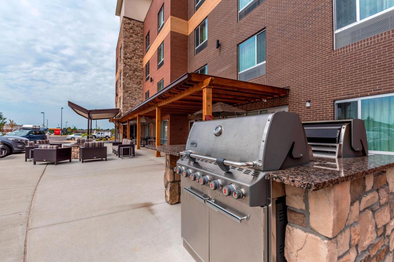 Towneplace Suites By Marriott Lexington Keeneland/Airport Экстерьер фото