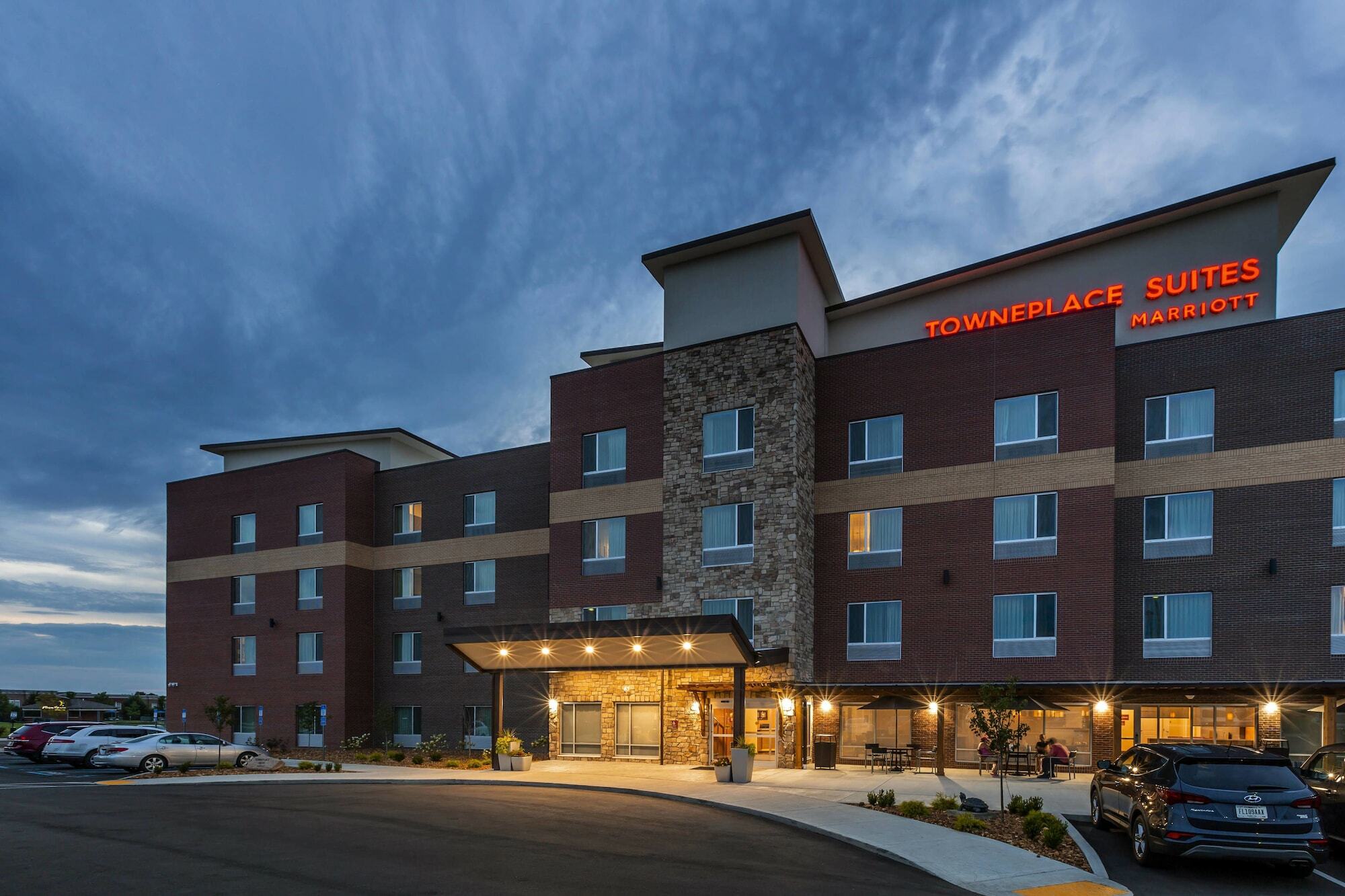 Towneplace Suites By Marriott Lexington Keeneland/Airport Экстерьер фото